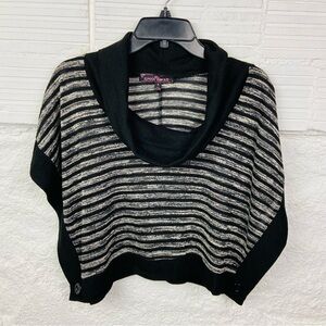 Almost Famous Y2K Black and Gray Cowl Neck short sleeve Sweater size large